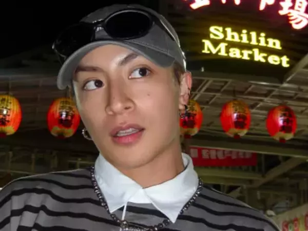 「胸メロン！！！」白濱亜嵐、肉体美披露にファンもん絶！ 「脱いでも爆イケ過ぎる」「もはや芸術」