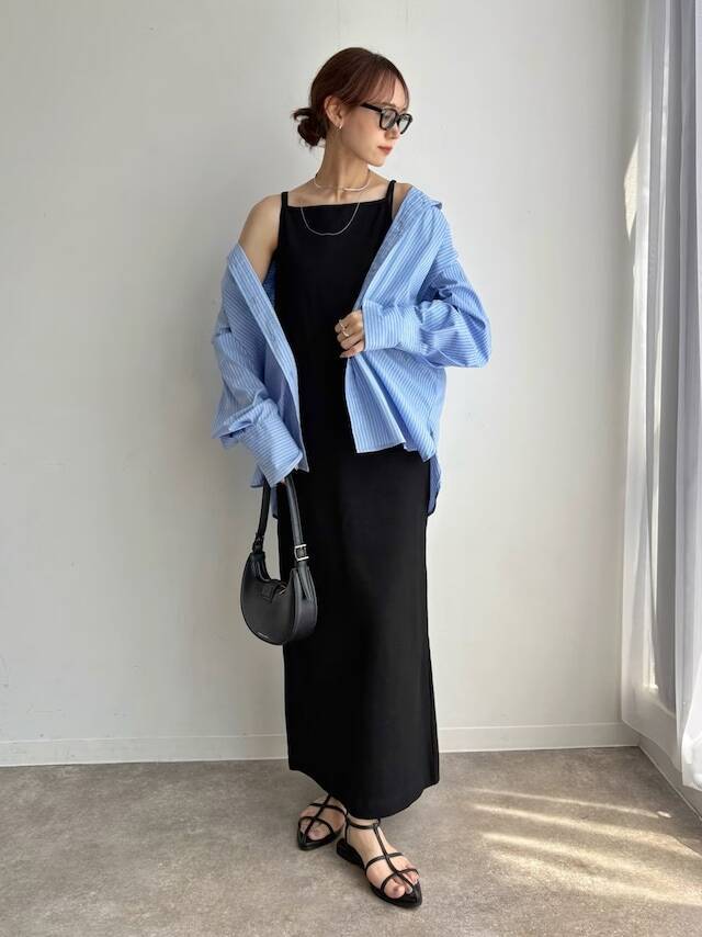旬の夏ワンピが「だらしない印象」に!? 40代が要注意な「キャミソールワンピ」のNGポイントとOKコーデ