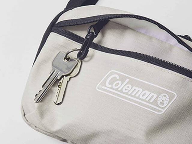 【付録】Colemanの「背面メッシュ＆キーフック付きショルダーバッグ」が付いてくる！ 『smart 2026年6月号』が4月24日発売