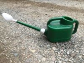 「雨水をためて裏庭にある野菜に水やり…」物価高で家計の厳しい52歳女性の“リアルな生活実態”