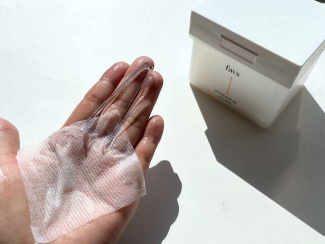 40代、肌からポロポロが出たら要注意！ 大人肌に透明感を呼び戻す、おすすめ「角質ケア」アイテム4選