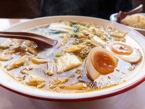 旅先で食べたい「奈良県のご当地グルメ」ランキング！ 2位「天理ラーメン」を抑えた1位は？ 【2025年調査】