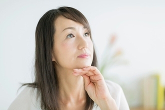 1959年生まれの女性。58歳から正社員になり厚生年金を納めてます。70歳まで厚生年金を納めた場合、もらえる年金は増えますか？