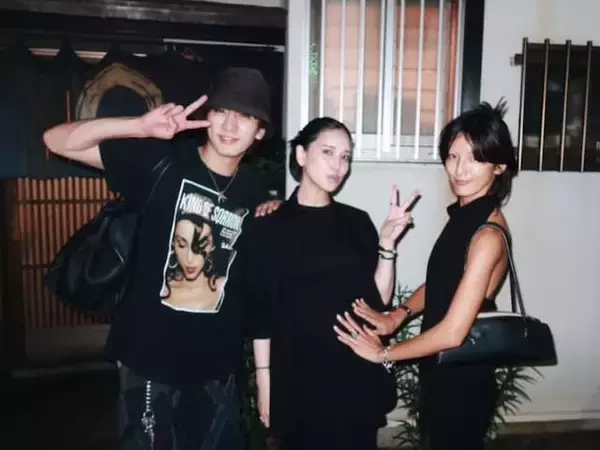 「兄妹揃うの凄いね！」藤井夏恋、アイドル兄＆姉との福岡ショット公開「マヂ美人で最高すぎるトリオ」