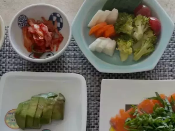 「お家の美味しいごはん特集」市川團十郎、手作り料理に絶賛の声！ 「身体にも良さそう」「カッコいー」