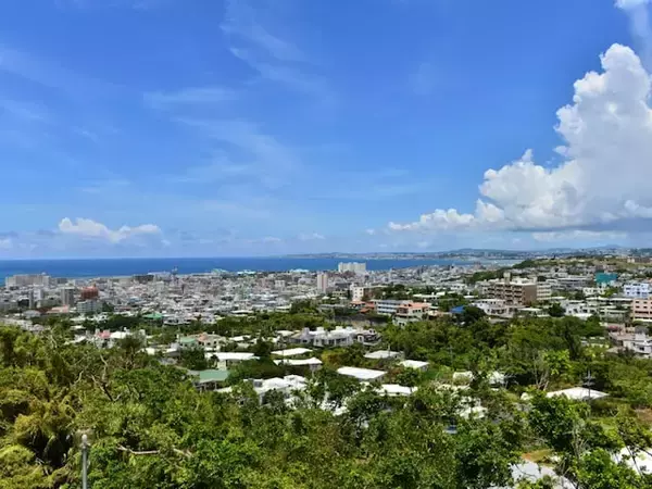 沖縄県の市で「名前がかっこいい」と思う市ランキング！ 2位「宜野湾市」を抑えた1位は？ 【2025年調査】