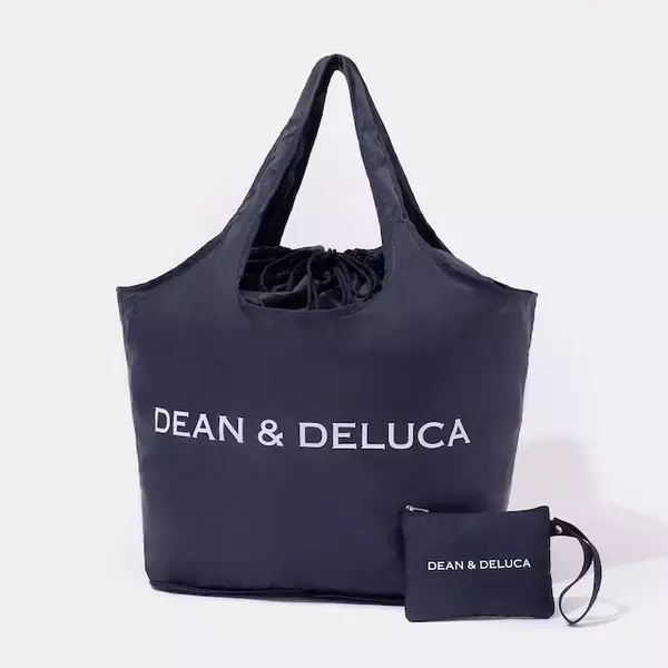 「【付録】待望のDEAN & DELUCA付録がカムバック！「グローサリーバッグ＆ストラップ付きポーチ」が付いてくる『GLOW 2026年8月・9月合併号』が6月26日発売」の画像