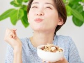 食べ過ぎは逆効果！ 健康効果の高いナッツを「肥満・便秘」の原因にしない目安量と選び方のコツ