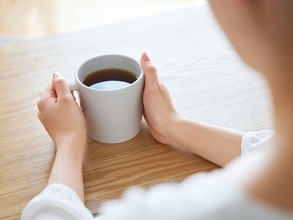 交際費を削って月2万円浮かせる一方で…40歳女性が物価高でも「これだけは譲れない」と減らさない支出