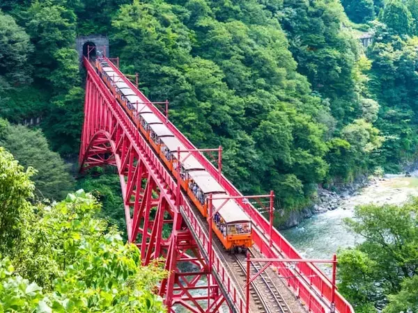 好き＆行ってみたい「日本の渓谷」ランキング！ 2位「黒部峡谷（富山県）」を抑えた1位は？【2025年調査】