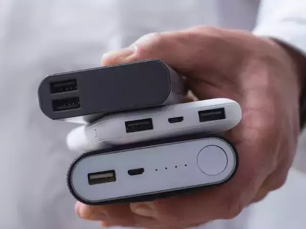 【2025年】最も選ばれたAnker製品は？ モバイルバッテリー部門トップ5！ 1位は充電しながらスマホ操作可のモデル