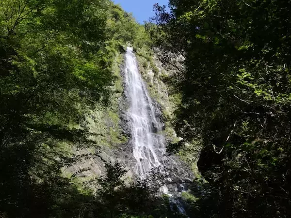 冬に行きたい「兵庫県の滝」ランキング！ 2位「昇竜の滝」を抑えた1位は？【2026年調査】