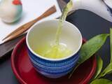 「脳にとって最高の飲み物は、急須で淹れた緑茶!? 緑茶を飲む習慣がある人はなぜ認知症リスクが低いのか」の画像1