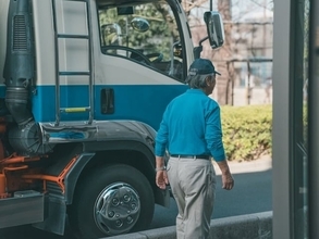 時給1200円・日雇いゴミ収集。頻尿と体力低下に悩む63歳ライターが、初出勤で絶句した「現場の洗礼」