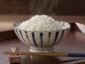炊飯器の保温 vs. 冷凍保存「残ったご飯、どっちがお得？どっちがおいしい？」