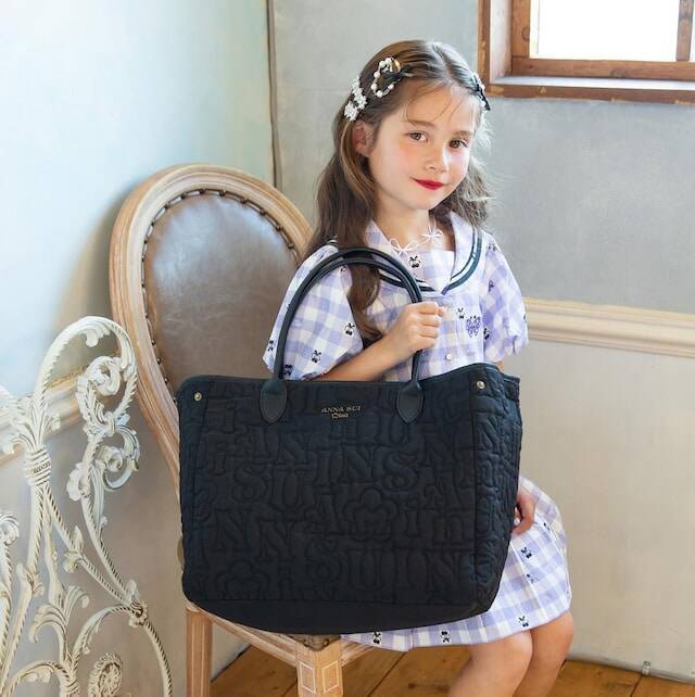 【付録】ANNA SUI mini 「トートバッグ」が付いてくる！ 『ANNA SUI mini リバーシブルで使えるロゴキルトなトートバッグBOOK』が6月5日発売