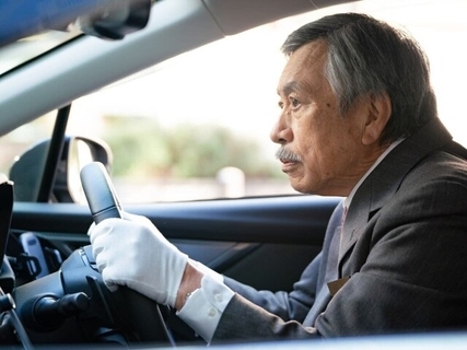 月の年金15万円「週6日でタクシーの仕事、海外投資の勉強をしておけばよかった」69歳男性の後悔