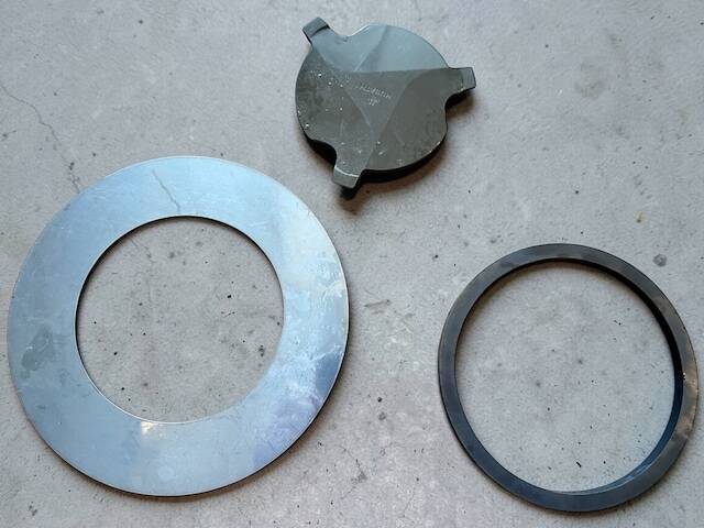 掃除の負担が激減！ ヒューバス「キッチン 排水口ネットホルダー」が“画期的”といえるワケ