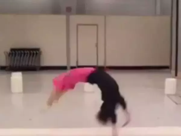 「運動神経がよすぎる」元モー娘。メンバー、3連続バク転の動画に「アクション女優いけるんじゃ？」の声