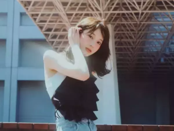 「綺麗すぎるぅぅ！」本田紗来、色っぽモデルショットに反響！ 「エモすぎ！」「マジかわいい」