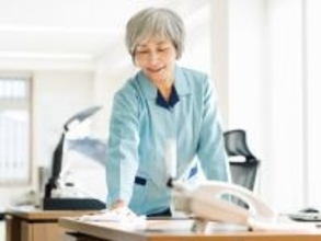 年金月5万円 「清掃のスキマバイトで補っている」62歳ひとり暮らしのリアル