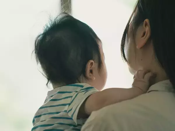 「子育てで出歩くのも一苦労という日常」だからせめて…29歳女性が“心の糧”として削りたくない支出