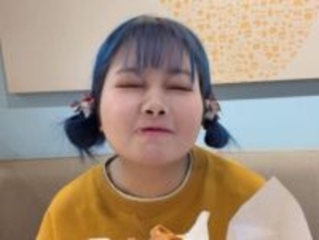 「太っちゃった??」人気タレント、近影ショットに反響「そのままでいいよ！」「そんなに太ってない」