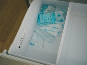 「お金が貯まらない家」に夏になると増えるもの。保冷剤だけじゃない、プロが見た要注意アイテム