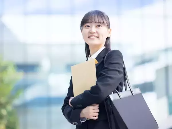 マナーと金運は関係ある？ お金持ち体質に近づくふるまい