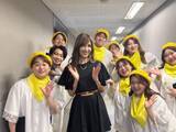 「「いろいろ初体験で」工藤静香、美脚際立つ番組オフショットに反響！ 「笑いジワが増えました笑」」の画像1