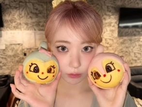 「悲惨な事に」宮脇咲良、美腹筋のぞく姿公開も「まって、最後アンパンマン…笑」「お顔が大変なことに」の声