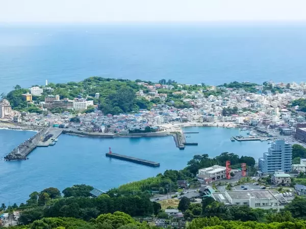 【静岡県】伊豆七島を一望できる。金目鯛などのグルメも充実する「稲取温泉」の魅力とは？