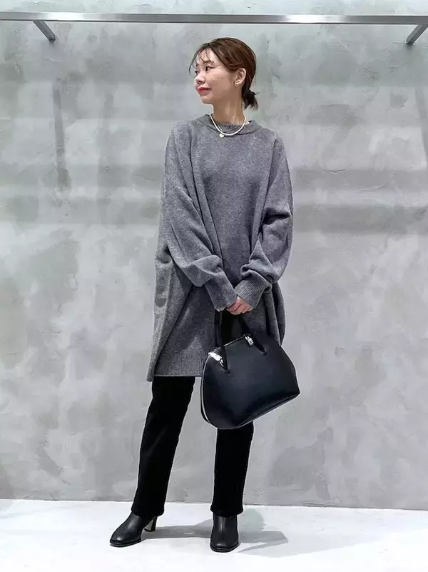 「【40代デニム】楽ちんワイドも復活スリムも！ 大人がきれい見えする「最旬デニムコーデ」4選」の画像