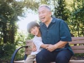 金融資産7500万円・月の年金25万円「孫にいろいろと買ってあげるのが楽しみ」77歳男性が語る老後