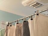 「洗濯物の部屋干し、「除湿機」と「エアコンの除湿機能」どっちが正解？ スピード・電気代で徹底比較！」の画像1