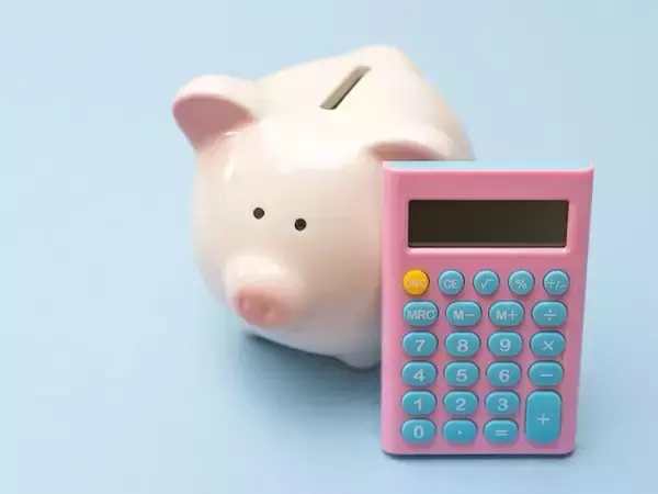 年金を80万円もらいながら、去年1年間、年収125万円ぐらいのアルバイト。確定申告は必要ですか？