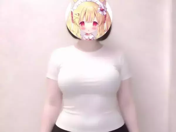 「神ボディすぎ」人気VTuber、“中の人”の体型比較ショットに反響「最高で最強の太もも」「めっちゃ理想」