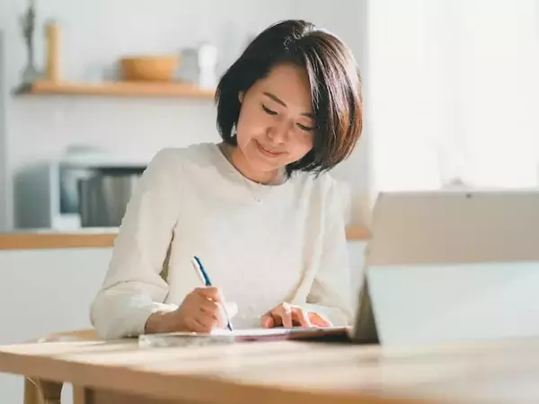 賃貸住宅に暮らす60代で身内がいません。部屋を借りるとき、保証人を頼めない場合はどうしたらいい？