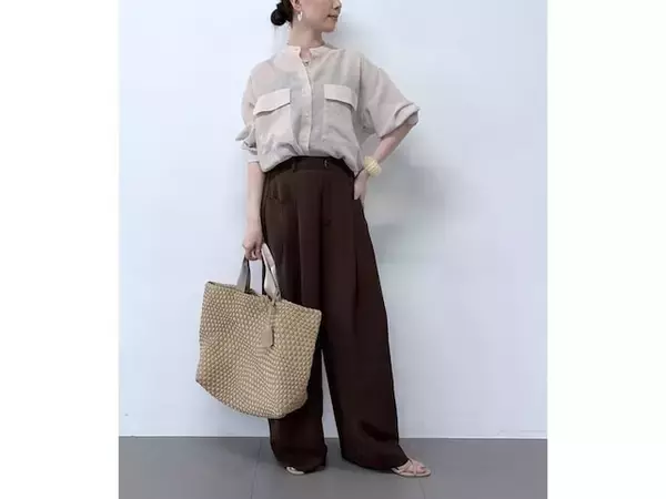 「これからマストの1枚！」トレンド先取りで長く着られる「40代の上品フェミニンパンツ」コーデ