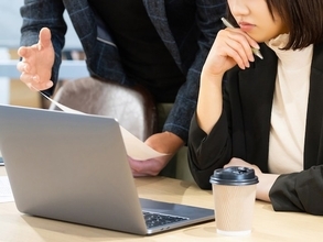 定年後、職場で煙たがられる「元・管理職」の悲劇。「アドバイスならAIで十分」と言われるシビアな現実