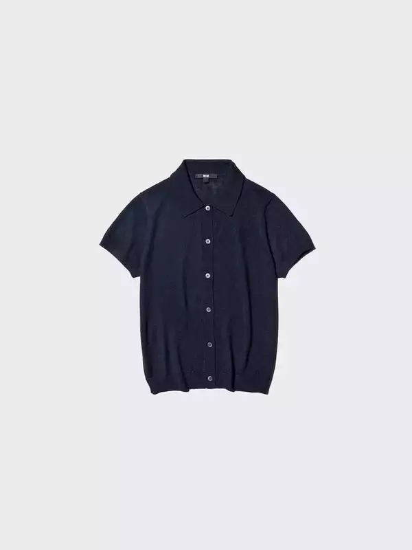 「【ユニクロ】秋のはじめにぴったり！ 2990円のきれいめ「半袖ニット」でつくる40代のデイリーコーデ3選」の画像