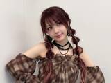 「「衣装がエグい」田中れいな、美脚ショット公開！ 「すっごいかわいいママ」「全身ありがたき幸せ」」の画像1