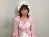 「「萌えました」人気女性芸人、ロリータ服姿に反響！ 「ホンマに可愛い」「なんちゅう顔しとんねん」」の画像1
