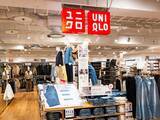 「「可愛すぎて即購入」ユニクロの「フーデッドリブT」が好評。レイヤードも1枚でも大活躍」の画像1
