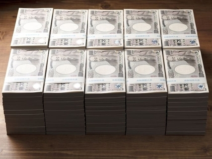 預貯金だけで1億円「結婚して以来、お金がたまれば定期預金に預けてきた」67歳女性の貯め方