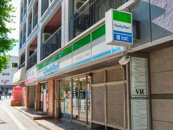 「増量ファミチキたまんねぇぇぇ」ファミマ、値段そのまま45％増量作戦！ 「でかすぎて...ギブしそうw」