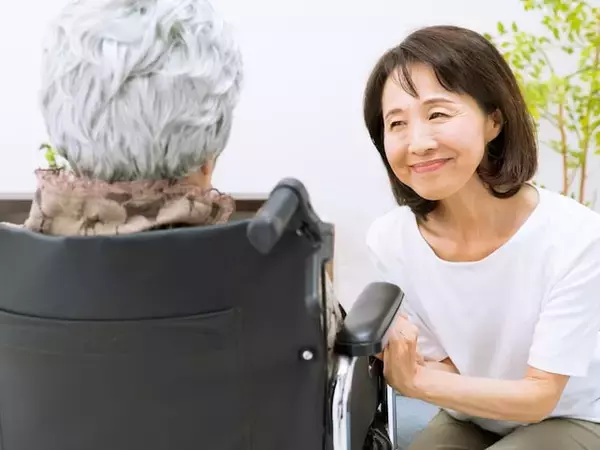 金融資産2億6100万円あれど「母の在宅介護がストレス。自分の時間すらない」65歳女性の嘆き
