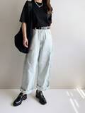 「二の腕が隠れて大人っぽく着られる！【無印良品】1990円「ワイドTシャツ」のシンプルシックな夏コーデ」の画像2