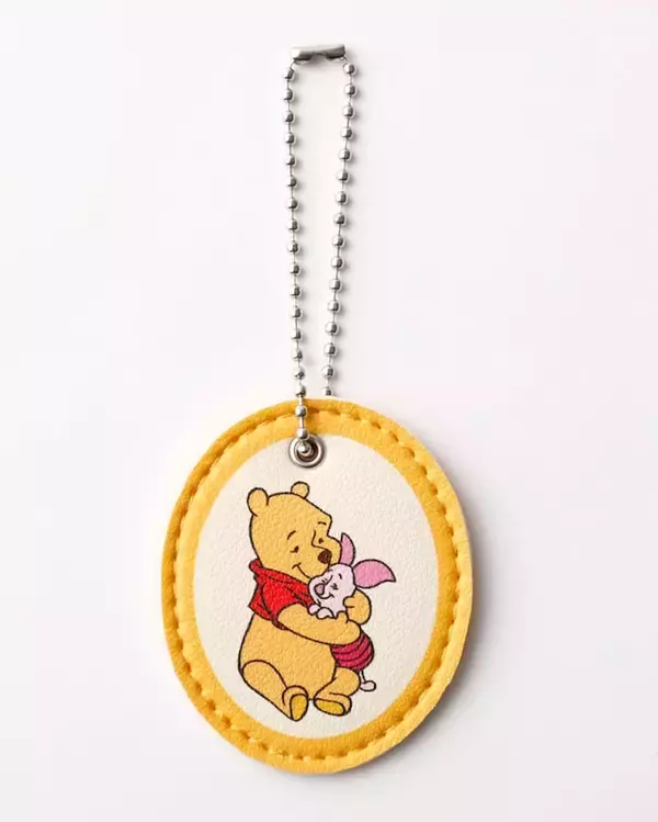 「【付録】「Hunny」モチーフのデザインがキュートな「チャームつき くまのプーさん保冷バッグ」が付いてくる！ 予約必須の『レタスクラブ 2026年8月増刊号』は7月24日発売」の画像