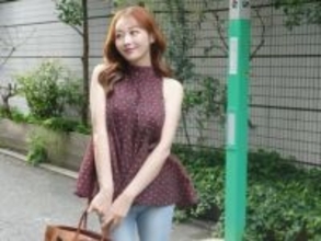 「なんか妻感出てる」新婚のてんちむ、最新ショットに「平成感があって好き」「指輪してないんだねー」